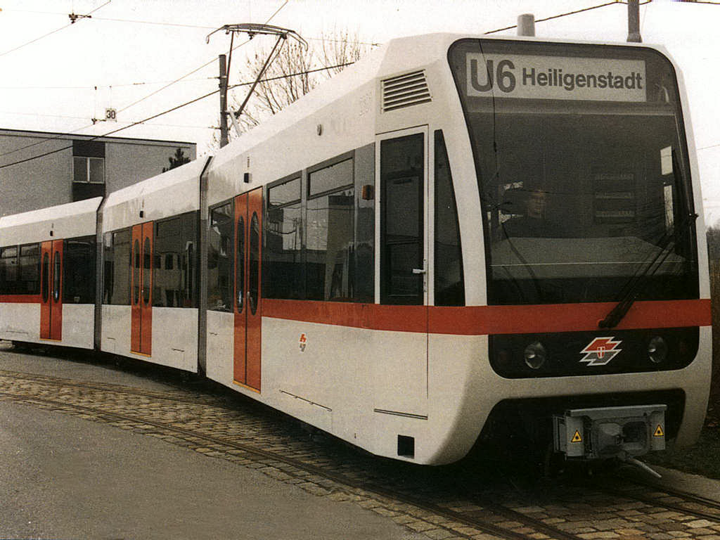 Die Eisenbahnen in Österreich UBahntriebwagen "T"